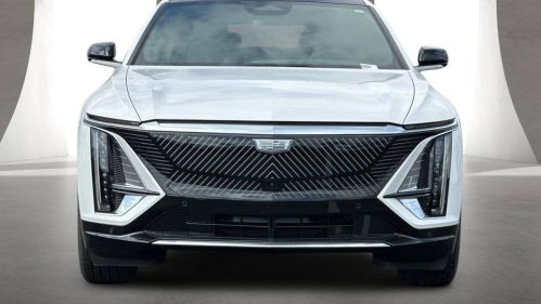 2025 Cadillac Lyriq - Images - 9