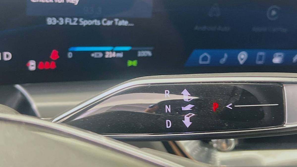 2024 Cadillac Lyriq - Images - 14