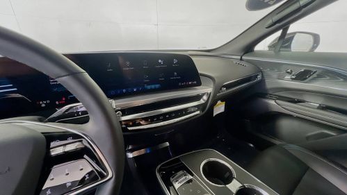 2024 Cadillac Lyriq - Images - 15