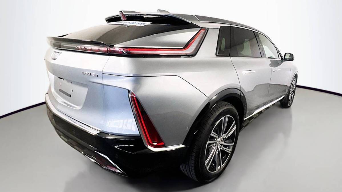 2024 Cadillac Lyriq - Images - 24