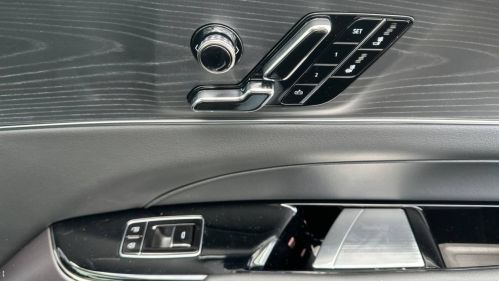 2025 Cadillac Lyriq - Images - 20