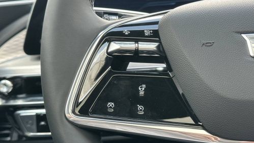 2025 Cadillac Lyriq - Images - 29