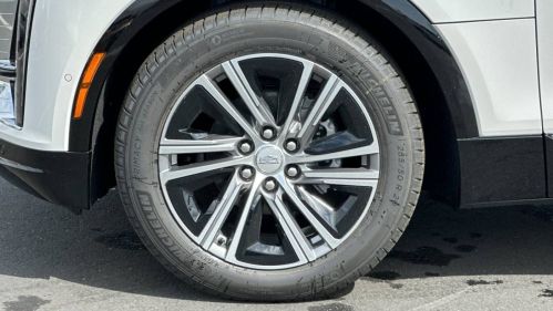 2025 Cadillac Lyriq - Images - 31