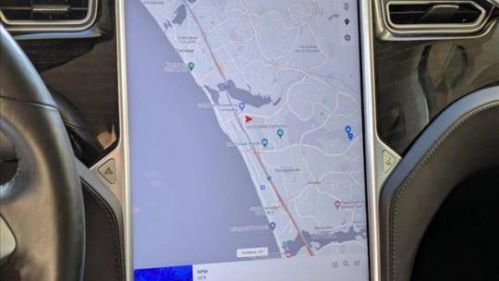 2016 Tesla Model X - Images - 12