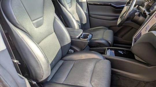 2016 Tesla Model X - Images - 19