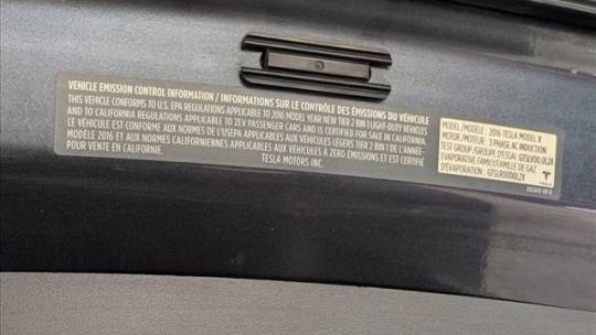 2016 Tesla Model X - Images - 23