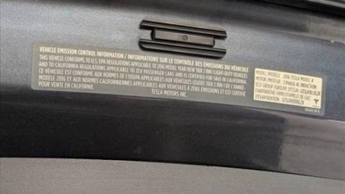2016 Tesla Model X - Images - 23