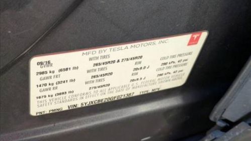 2016 Tesla Model X - Images - 24