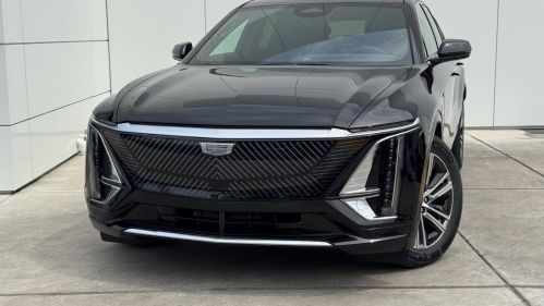 2025 Cadillac Lyriq - Images - 1