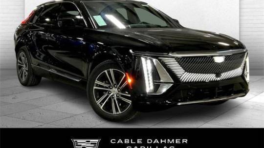 2025 Cadillac Lyriq - Images - 1
