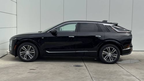 2025 Cadillac Lyriq - Images - 4