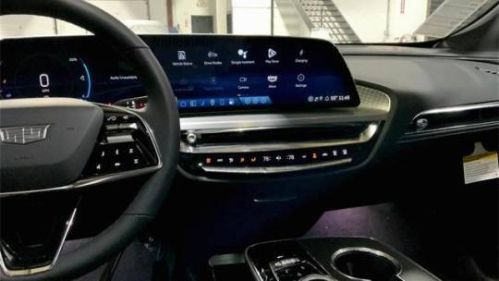 2025 Cadillac Lyriq - Images - 6