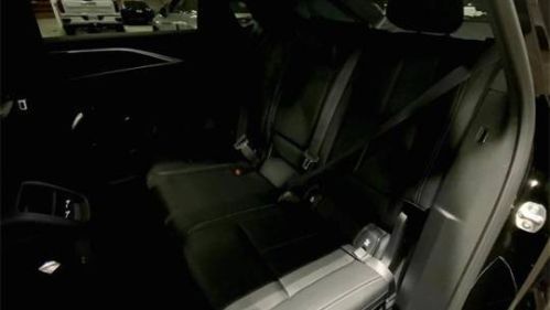 2025 Cadillac Lyriq - Images - 10