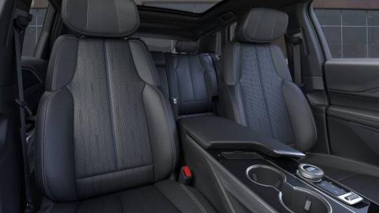 2025 Cadillac Lyriq - Images - 31