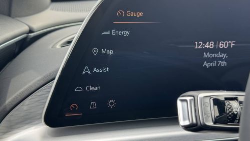 2025 Cadillac Lyriq - Images - 19