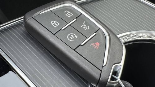 2025 Cadillac Lyriq - Images - 32