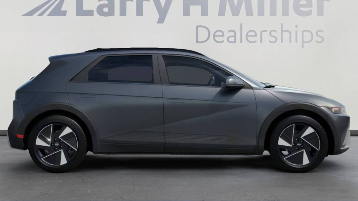 2025 Hyundai IONIQ 5 - Images - 7