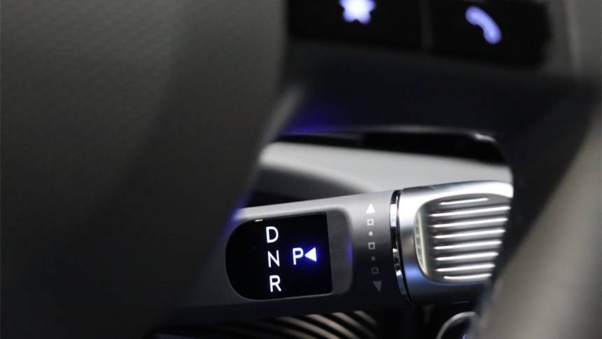 2025 Hyundai IONIQ 5 - Images - 19