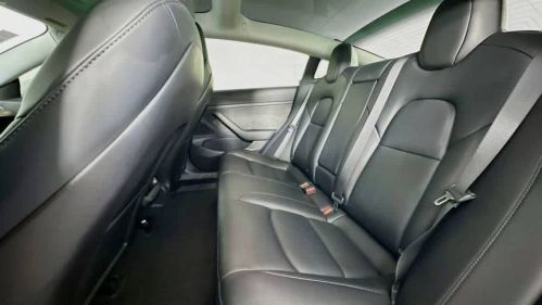 2020 Tesla Model 3 - Images - 13