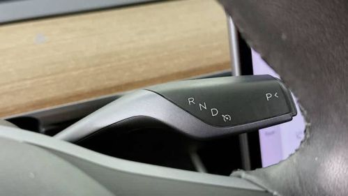 2020 Tesla Model 3 - Images - 18