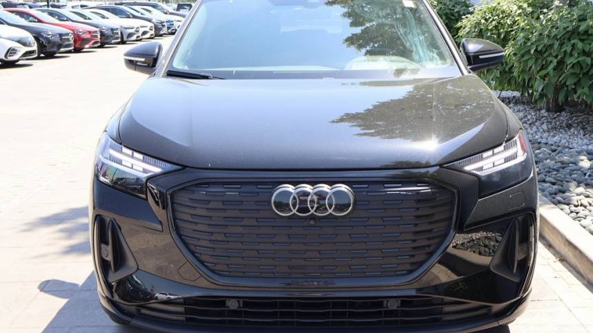2022 Audi Q4 e-tron - Images - 2