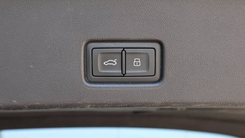2022 Audi Q4 e-tron - Images - 14