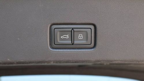 2022 Audi Q4 e-tron - Images - 14