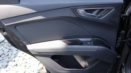 2022 Audi Q4 e-tron - Images - 16