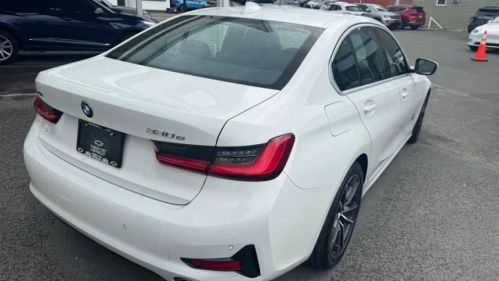 2021 BMW 3 Series - Images - 5
