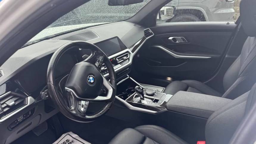 2021 BMW 3 Series - Images - 9
