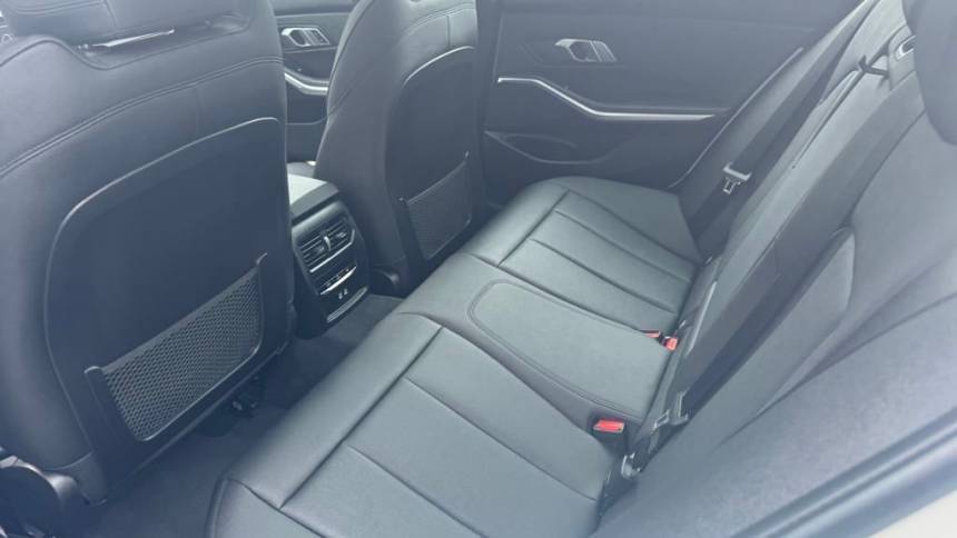 2021 BMW 3 Series - Images - 10