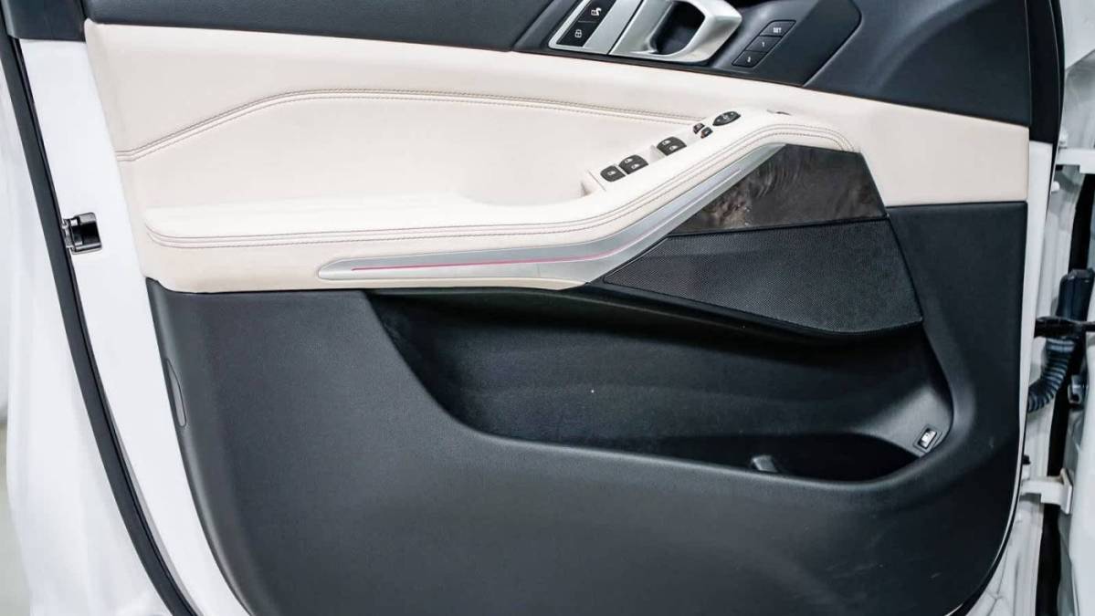 2021 BMW X5 - Images - 19