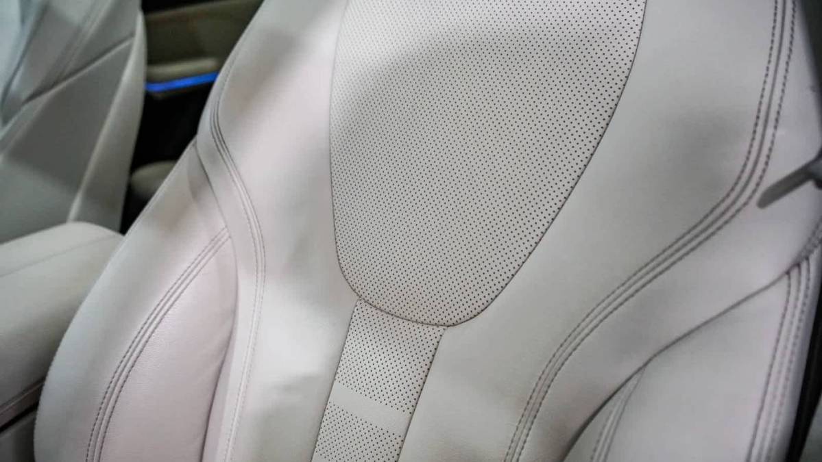 2021 BMW X5 - Images - 25