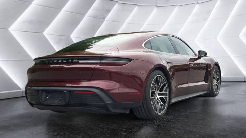2022 Porsche Taycan - Images - 6