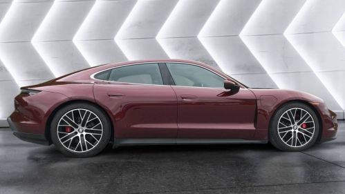 2022 Porsche Taycan - Images - 7