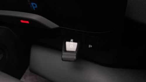 2022 Porsche Taycan - Images - 12