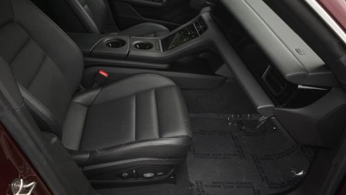 2022 Porsche Taycan - Images - 16