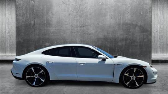 2021 Porsche Taycan - Images - 4