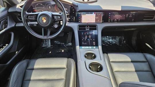 2021 Porsche Taycan - Images - 17