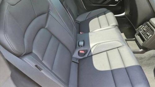 2021 Porsche Taycan - Images - 19