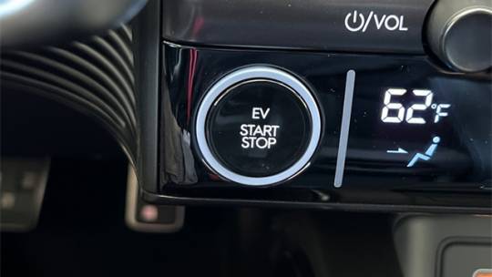 2025 Hyundai IONIQ 5 KM8KNDA8XSU007938
