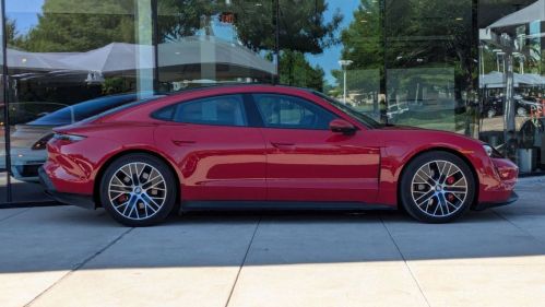 2020 Porsche Taycan - Images - 8