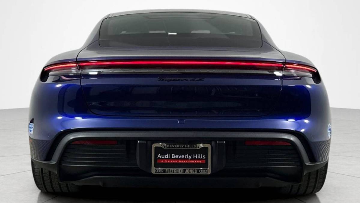 2021 Porsche Taycan - Images - 4