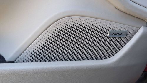 2020 Porsche Taycan - Images - 14