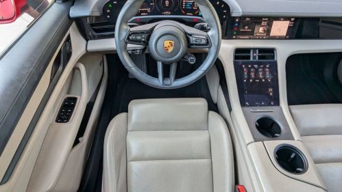 2020 Porsche Taycan - Images - 15