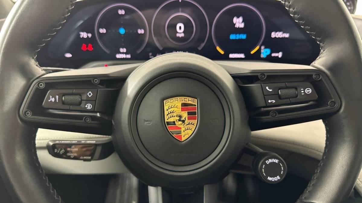 2021 Porsche Taycan - Images - 21