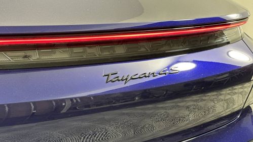 2021 Porsche Taycan - Images - 25