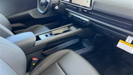 2025 Hyundai IONIQ 6 KMHM34AA2SA098934