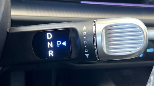 2025 Hyundai IONIQ 6 KMHM34AA2SA098934