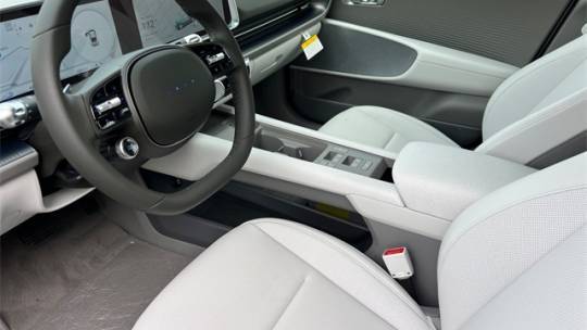 2025 Hyundai IONIQ 6 KMHM34AA9SA095996
